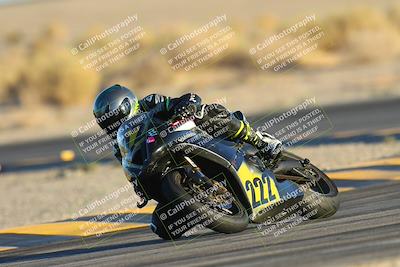 media/Nov-17-2024-CVMA (Sun) [[1fec520723]]/Race 17-Amateur Supersport Middleweight/